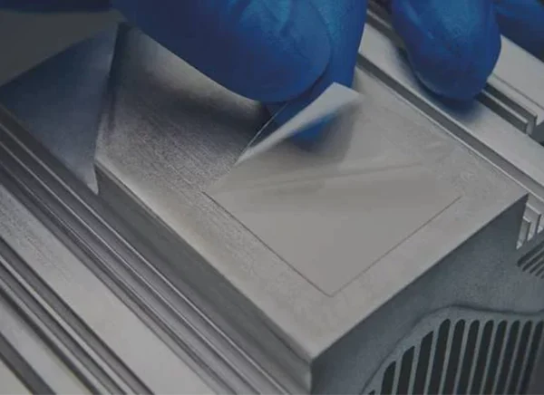 Laird性能材料胶带 1000A导热胶带的介绍、特性、及应用