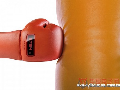 Emami Design设计的创意智能拳击手套