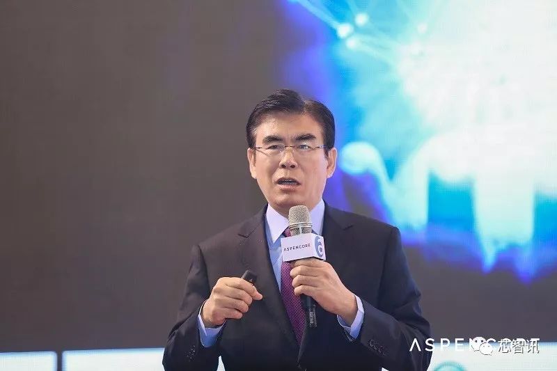 全球CEO峰会：阐述人工智能芯片的架构创新