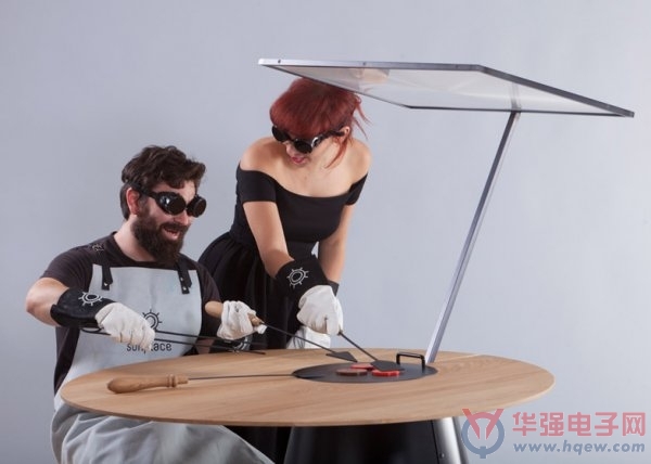 不用碳却可连续工作11小时的烧烤桌