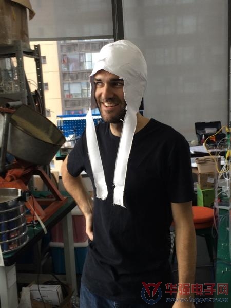 直接打印衣服的3D纤维织物打印机