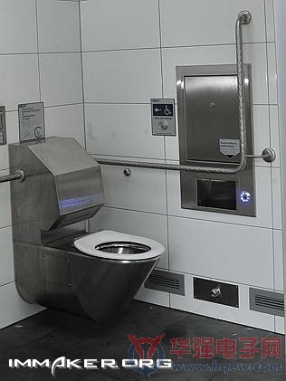 悉尼智能公厕：自动清洗烘干 10分钟后赶人走