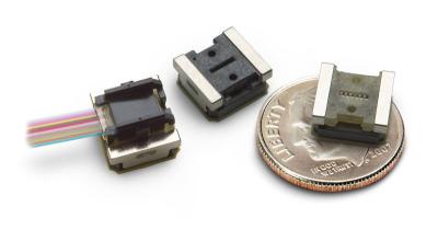 安华高新微型化嵌入式并行光纤模块突破速度和带宽限制