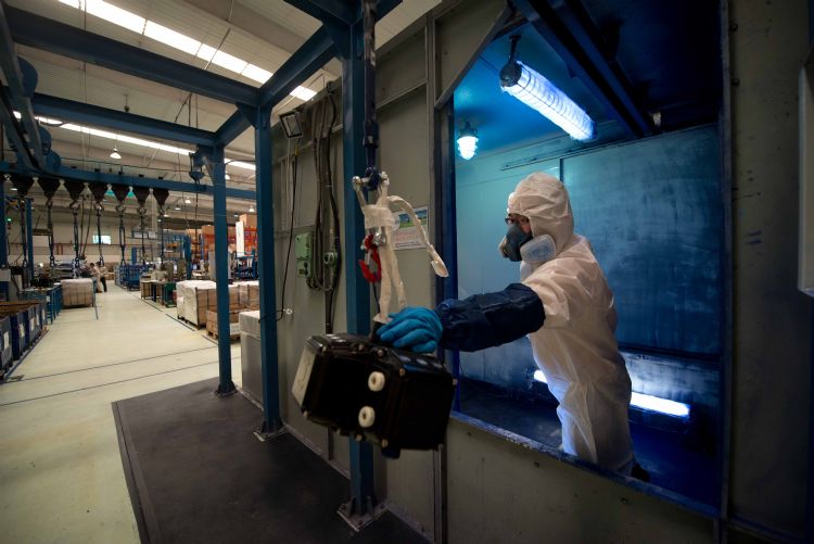 制造业展开数位转型　OT方案为本、IT方案为辅