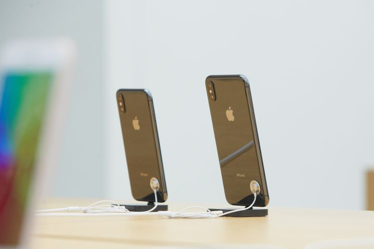 天价折叠手机逼近　iPhone市场策略陷入两难