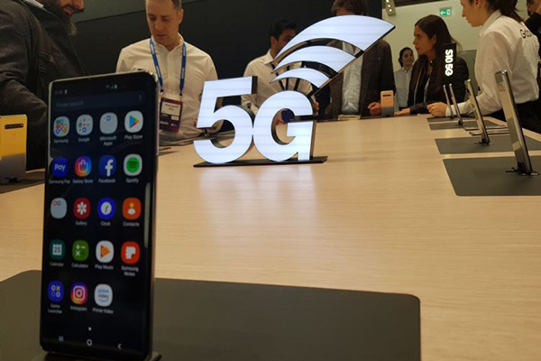 5G毫米波AiP天线模块封装　三星紧咬高通